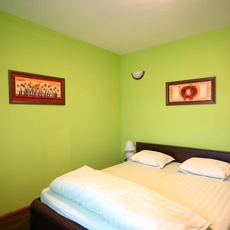 Private 4Br-2Ba Guest House Dryanovo With Pool And Free Parking Zewnętrze zdjęcie