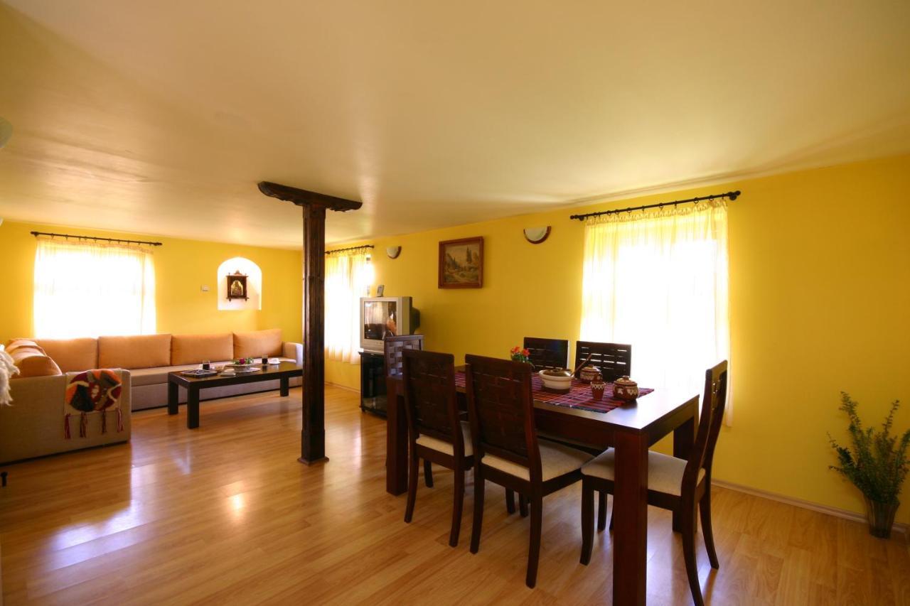 Private 4Br-2Ba Guest House Dryanovo With Pool And Free Parking Zewnętrze zdjęcie
